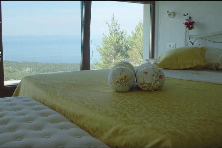Amare, With Pool And Garden Villaer *